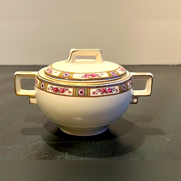 Johnson Brothers Pareek Pattern Antique Sugar Bowl With Lid. Made In England.